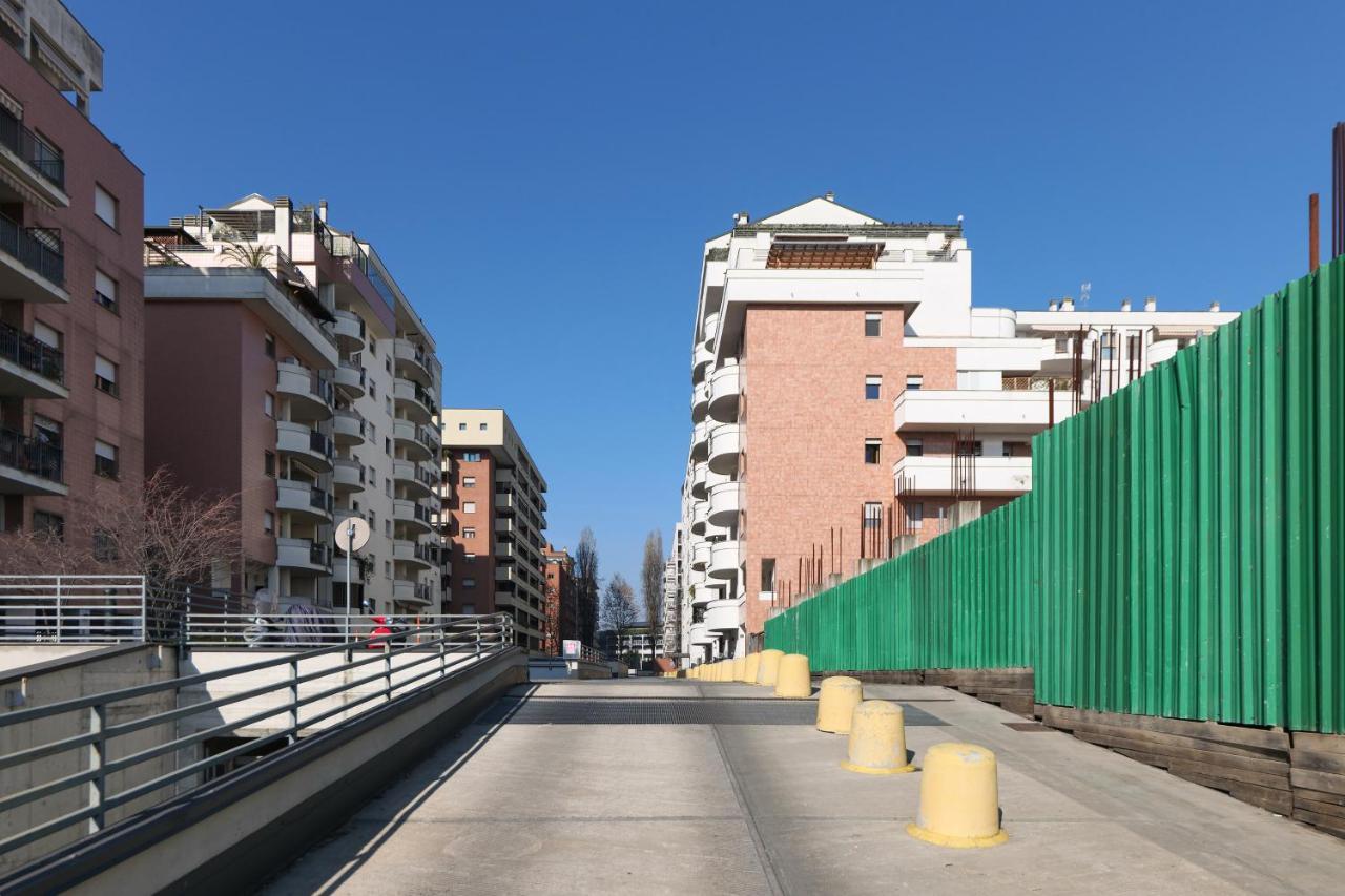 Primopiano - Caduti Missione Apartment Милано Екстериор снимка
