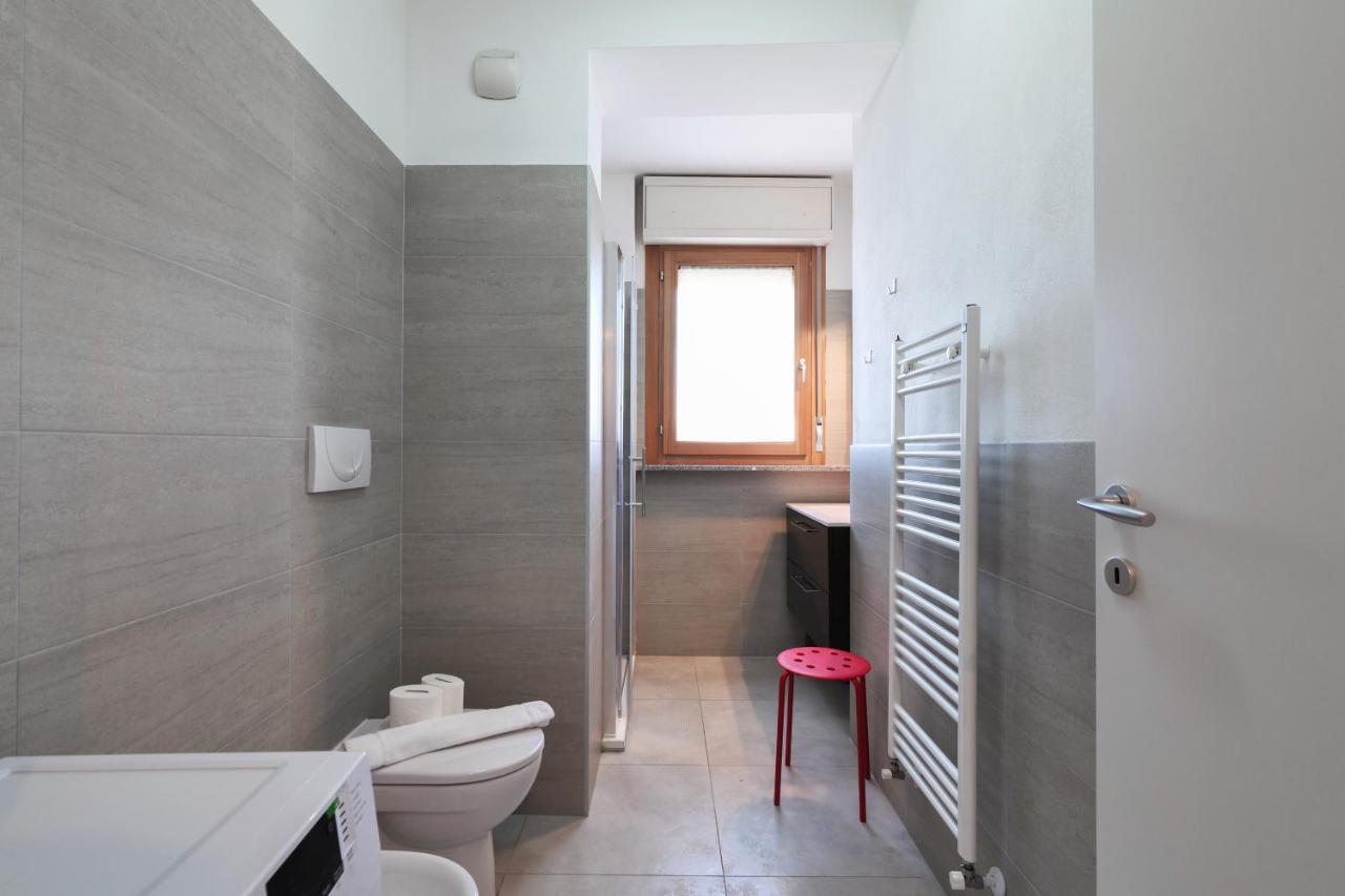 Primopiano - Caduti Missione Apartment Милано Екстериор снимка
